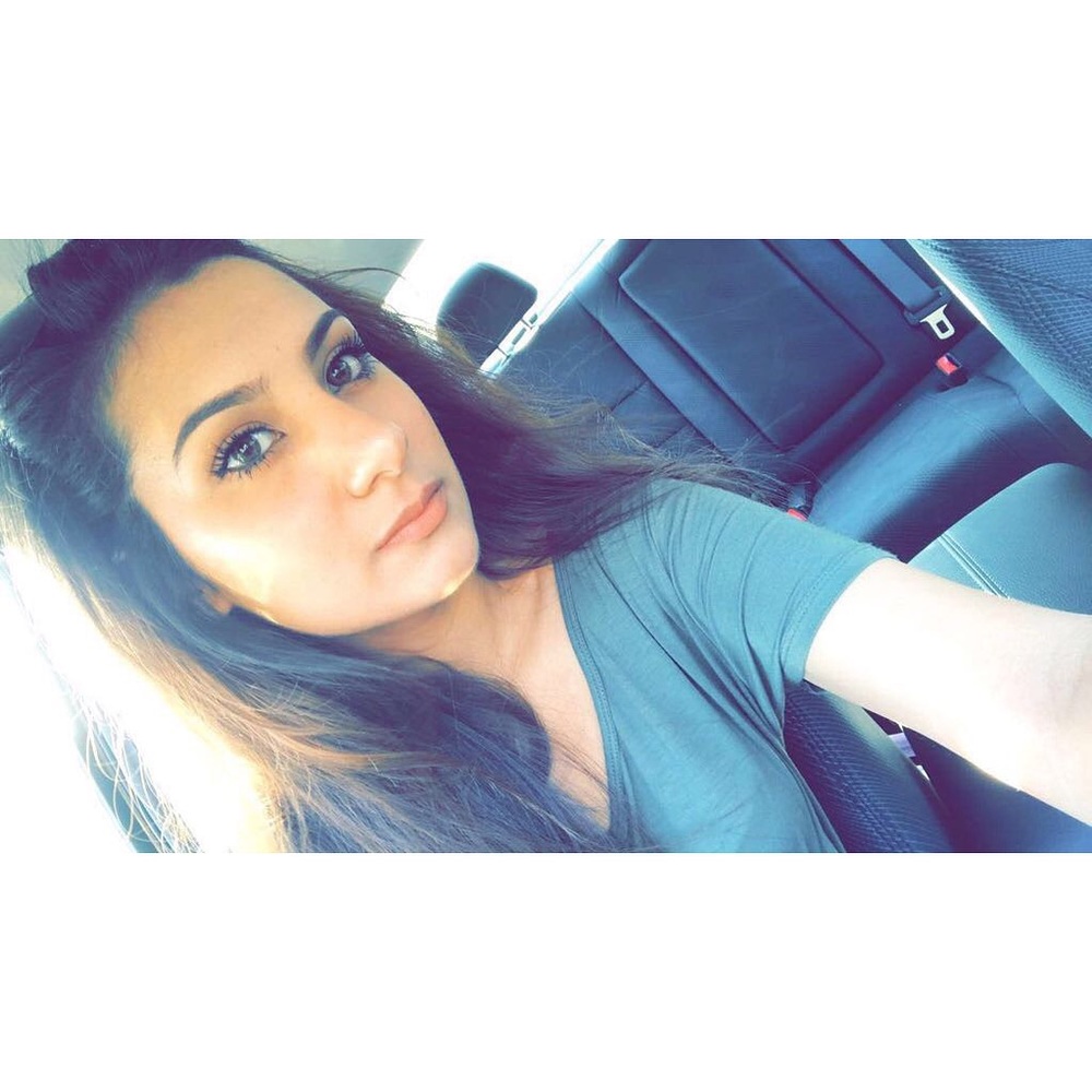 Meet your Posher, Mansi